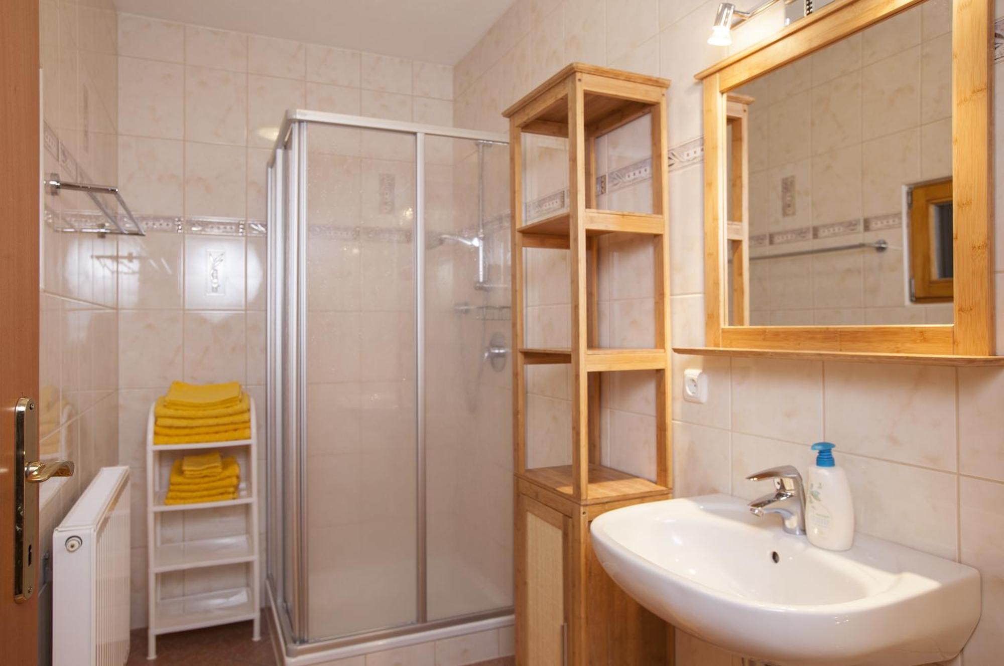 Biobauernhof Schuster Apartment ฮอพฟ์การ์เทน อิม บริกเซนทัล ห้อง รูปภาพ
