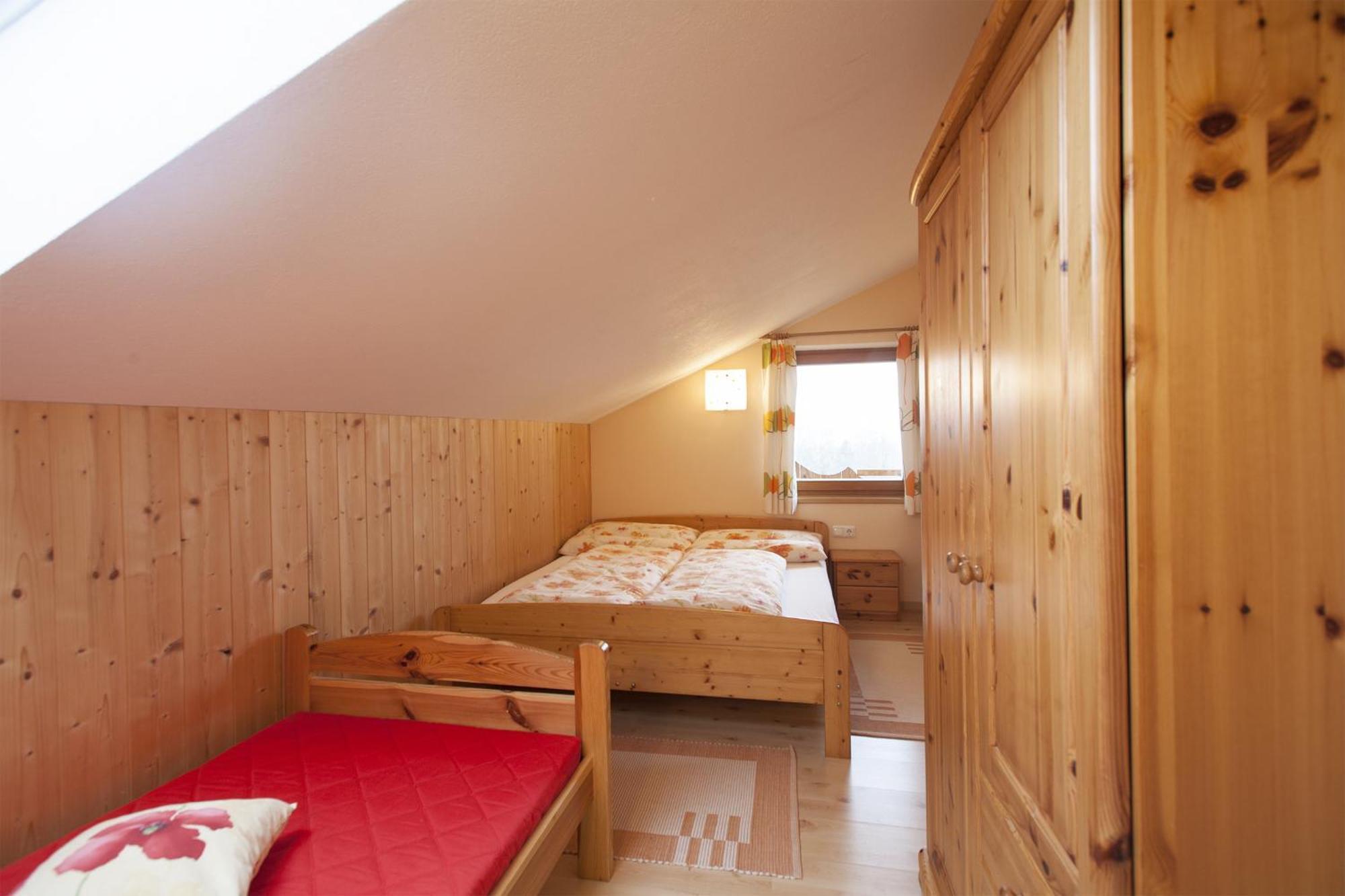 Biobauernhof Schuster Apartment ฮอพฟ์การ์เทน อิม บริกเซนทัล ห้อง รูปภาพ